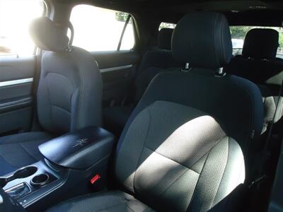 2016 Ford Explorer XLT   - Photo 17 - Van Nuys, CA 91405