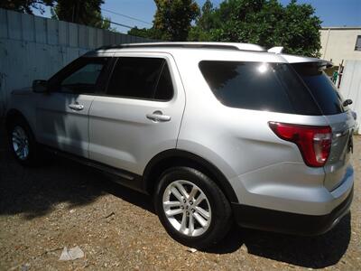2016 Ford Explorer XLT   - Photo 8 - Van Nuys, CA 91405