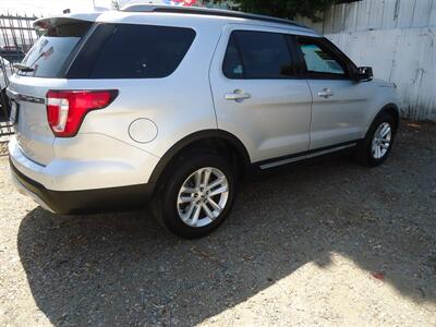 2016 Ford Explorer XLT   - Photo 3 - Van Nuys, CA 91405