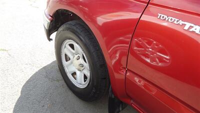 2002 Toyota Tacoma   - Photo 14 - Van Nuys, CA 91405