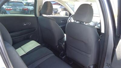 2022 Honda HR-V LX   - Photo 12 - Van Nuys, CA 91405