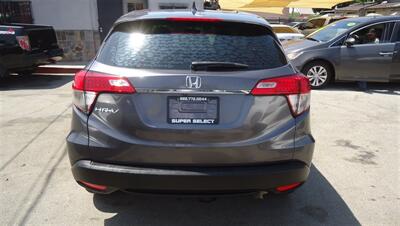 2022 Honda HR-V LX   - Photo 8 - Van Nuys, CA 91405