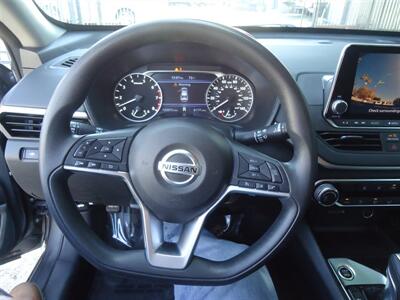 2021 Nissan Altima 2.5 SV   - Photo 17 - Van Nuys, CA 91405
