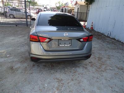 2021 Nissan Altima 2.5 SV   - Photo 8 - Van Nuys, CA 91405