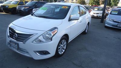2018 Nissan Versa SV   - Photo 5 - Van Nuys, CA 91405