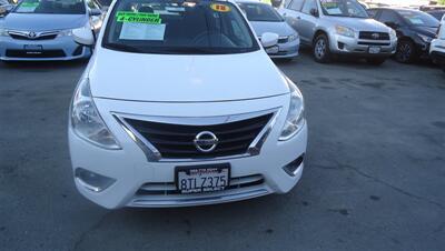 2018 Nissan Versa SV   - Photo 2 - Van Nuys, CA 91405