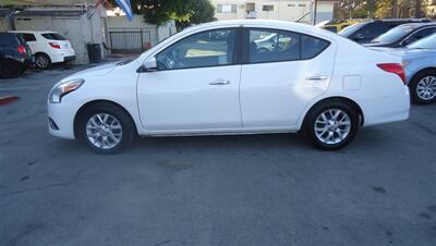 2018 Nissan Versa SV   - Photo 6 - Van Nuys, CA 91405