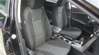 2016 Hyundai ELANTRA GT   - Photo 14 - Van Nuys, CA 91405