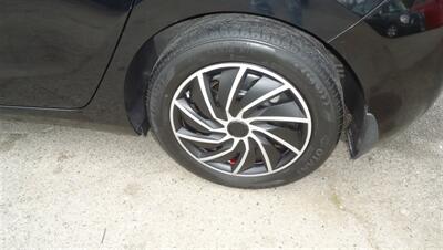 2016 Hyundai ELANTRA GT   - Photo 20 - Van Nuys, CA 91405