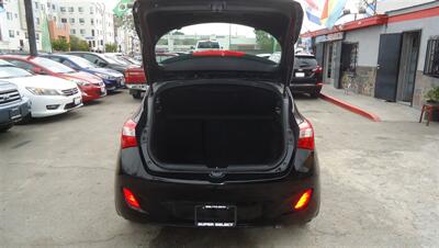 2016 Hyundai ELANTRA GT   - Photo 11 - Van Nuys, CA 91405