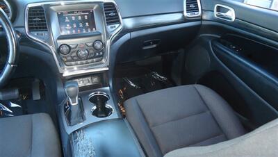 2019 Jeep Grand Cherokee Laredo   - Photo 18 - Van Nuys, CA 91405