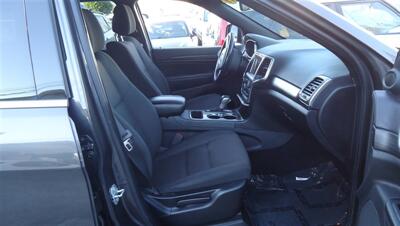 2019 Jeep Grand Cherokee Laredo   - Photo 14 - Van Nuys, CA 91405