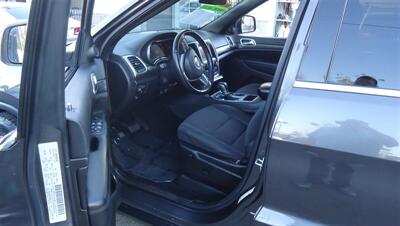 2019 Jeep Grand Cherokee Laredo   - Photo 16 - Van Nuys, CA 91405