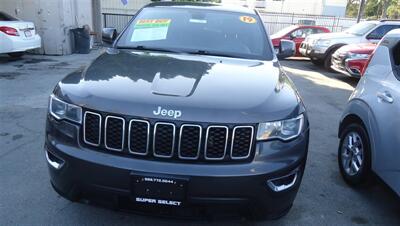 2019 Jeep Grand Cherokee Laredo   - Photo 2 - Van Nuys, CA 91405