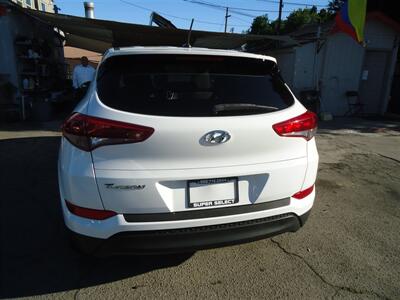 2017 Hyundai TUCSON SE   - Photo 6 - Van Nuys, CA 91405