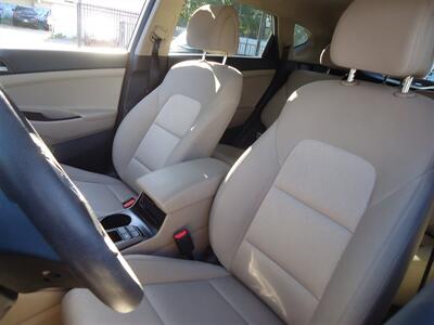 2017 Hyundai TUCSON SE   - Photo 16 - Van Nuys, CA 91405