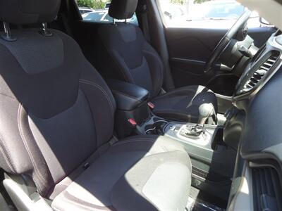 2015 Jeep Cherokee Latitude   - Photo 15 - Van Nuys, CA 91405