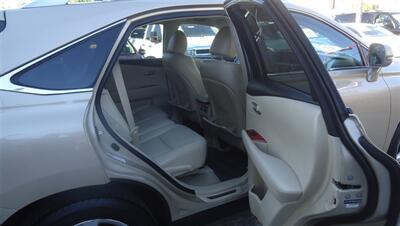 2010 Lexus RX - Photo 12 - Van Nuys, CA 91405