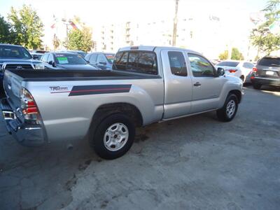 2010 Toyota Tacoma - Photo 4 - Van Nuys, CA 91405