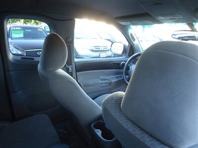 2010 Toyota Tacoma - Photo 13 - Van Nuys, CA 91405
