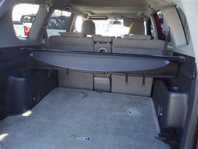 2011 Toyota RAV4   - Photo 16 - Van Nuys, CA 91405