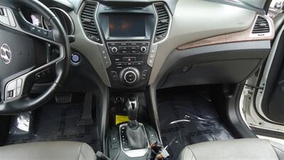2018 Hyundai SANTA FE SE   - Photo 17 - Van Nuys, CA 91405
