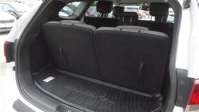 2018 Hyundai SANTA FE SE   - Photo 10 - Van Nuys, CA 91405