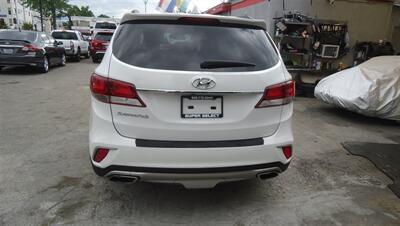 2018 Hyundai SANTA FE SE   - Photo 8 - Van Nuys, CA 91405