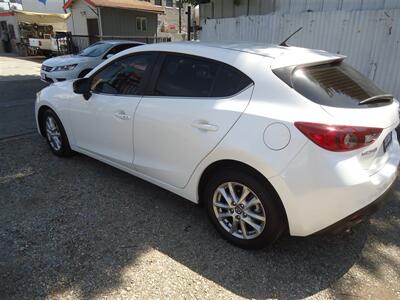 2016 Mazda Mazda3 i Touring   - Photo 7 - Van Nuys, CA 91405