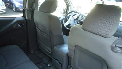 2011 Nissan Frontier S   - Photo 13 - Van Nuys, CA 91405