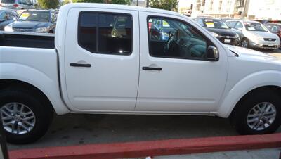 2011 Nissan Frontier S   - Photo 3 - Van Nuys, CA 91405