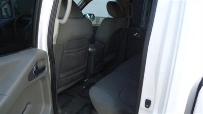 2011 Nissan Frontier S   - Photo 16 - Van Nuys, CA 91405