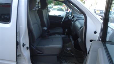 2011 Nissan Frontier S   - Photo 15 - Van Nuys, CA 91405