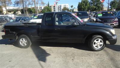 2000 Toyota Tacoma SR5 - Photo 3 - Van Nuys, CA 91405