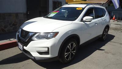 2020 Nissan Rogue SV   - Photo 6 - Van Nuys, CA 91405
