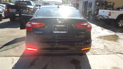 2015 Kia Forte EX - Photo 11 - Van Nuys, CA 91405