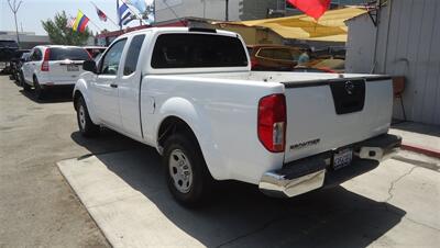2011 Nissan Frontier S   - Photo 8 - Van Nuys, CA 91405