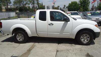 2011 Nissan Frontier S   - Photo 2 - Van Nuys, CA 91405