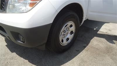 2011 Nissan Frontier S   - Photo 21 - Van Nuys, CA 91405