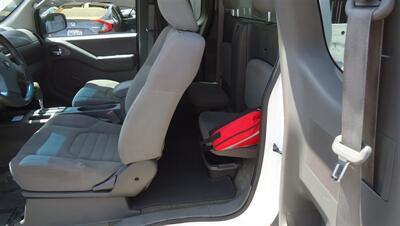 2011 Nissan Frontier S   - Photo 14 - Van Nuys, CA 91405