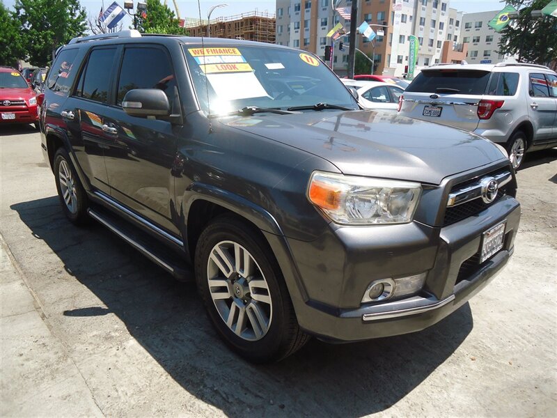 2011 Toyota 4Runner Limited   - Photo 1 - Van Nuys, CA 91405