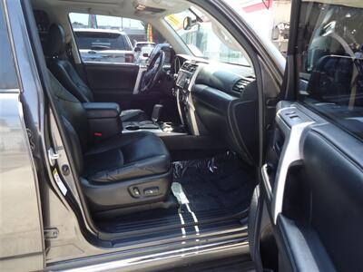 2011 Toyota 4Runner Limited   - Photo 15 - Van Nuys, CA 91405