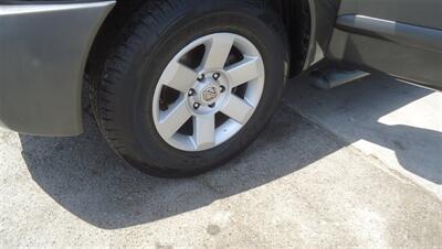 2004 Nissan Titan LE   - Photo 26 - Van Nuys, CA 91405