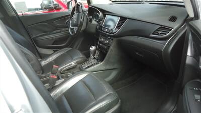 2020 Buick Encore Essence - Photo 7 - Van Nuys, CA 91405