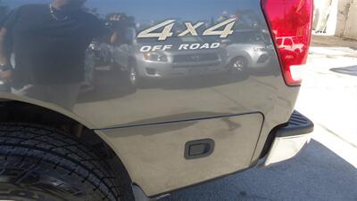 2006 Nissan Titan SE   - Photo 26 - Van Nuys, CA 91405