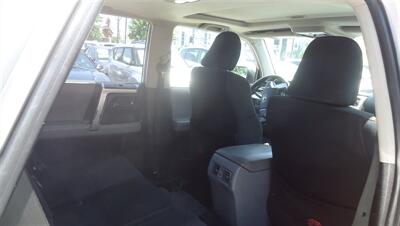 2011 Toyota 4Runner SR5   - Photo 13 - Van Nuys, CA 91405