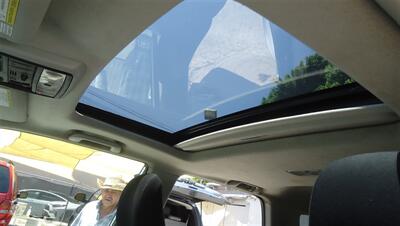 2011 Toyota 4Runner SR5   - Photo 20 - Van Nuys, CA 91405