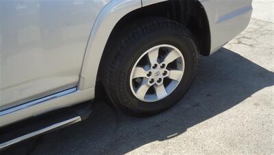 2011 Toyota 4Runner SR5   - Photo 31 - Van Nuys, CA 91405