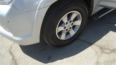 2011 Toyota 4Runner SR5   - Photo 30 - Van Nuys, CA 91405