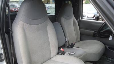 2001 Ford Ranger XLT - Photo 13 - Van Nuys, CA 91405